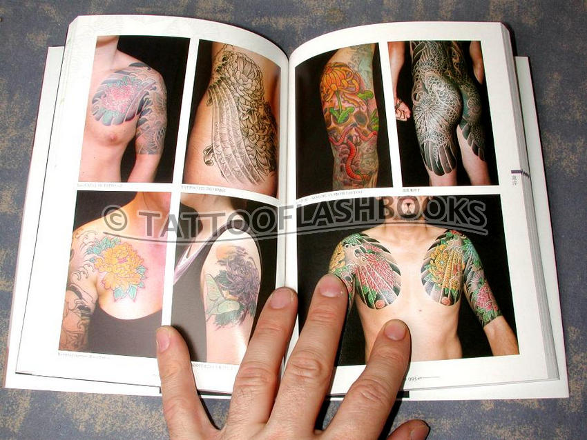 Tattoo Design Book: Flowers & Plants. (Japanese Import)